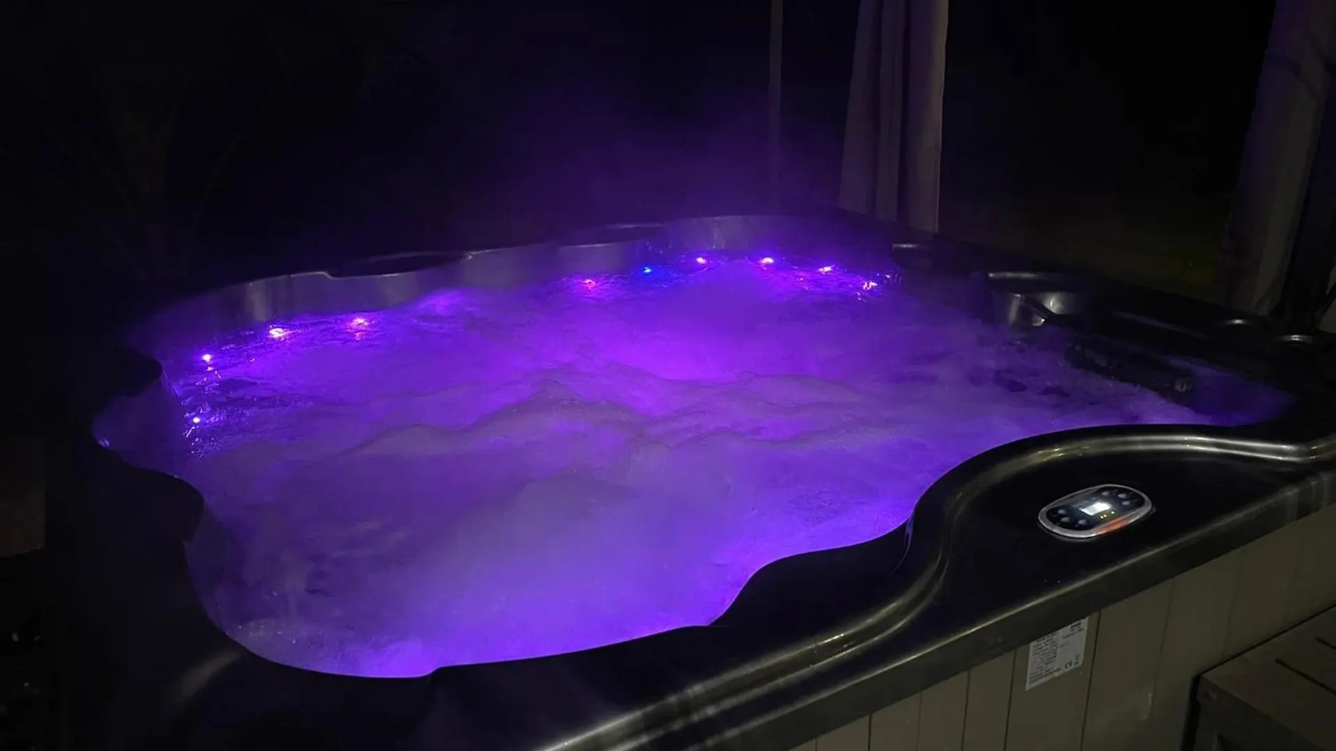 וילה Labastide-du-Temple Maison Moderne Au Calme Avec Billard, Jacuzzi, Bain A Remous, Piscine, Babyfoot